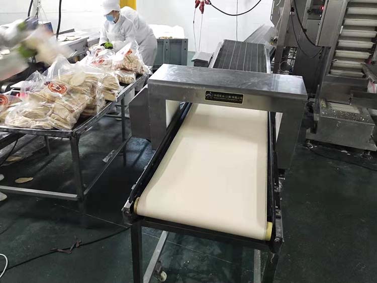 KY5C金屬檢測(cè)機(jī)現(xiàn)場(chǎng)案例